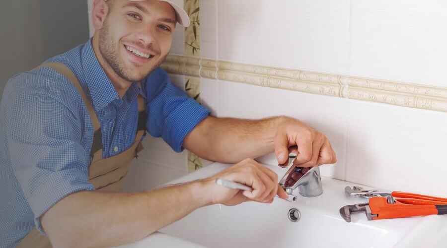 Professional clogged drains services in Keo, AR